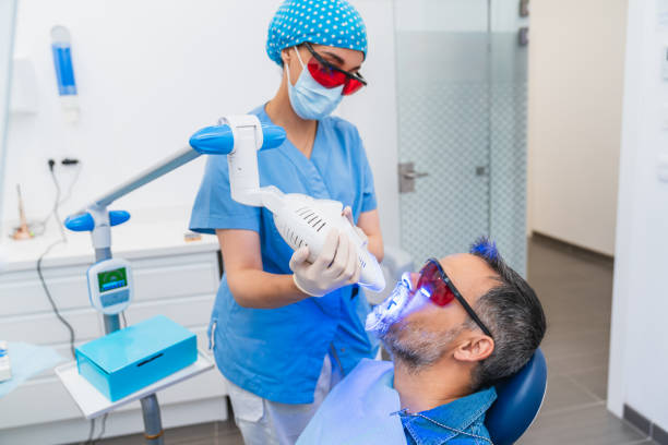 Best Weekend Emergency Dentist in Hwatha, IA